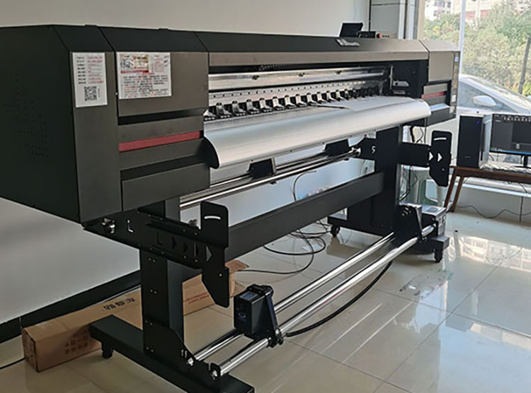 黑龙江广告写真机与UV打印机有什么区别